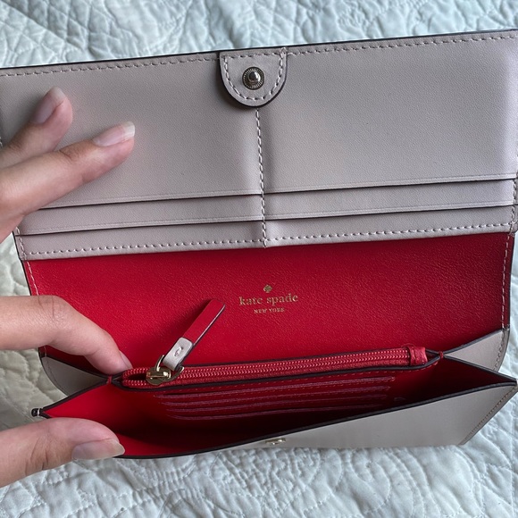 Kate Spade Wallet - Picture 4 of 4